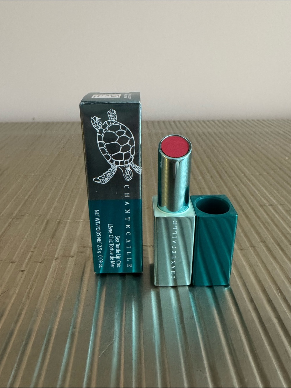 NIB Chantecaille Sea Turtle Lip Chic Lipstick Coral Vine -- Limited Edition